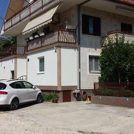 Apartments Ivan Kaštela Kamer foto