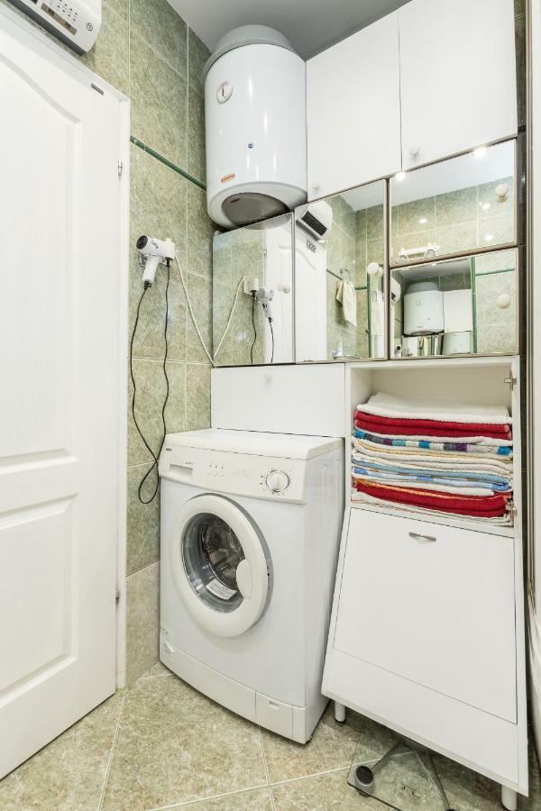 Ivan Apartman *